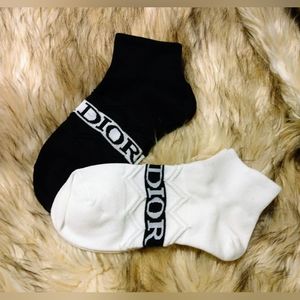 Unisex Black & White Fashion Socks (2 pair)